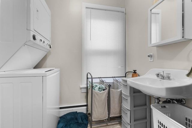 118 W 12TH AVENUE, Oshkosh, WI 54902