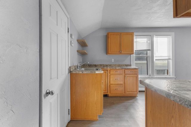 118 W 12TH AVENUE, Oshkosh, WI 54902