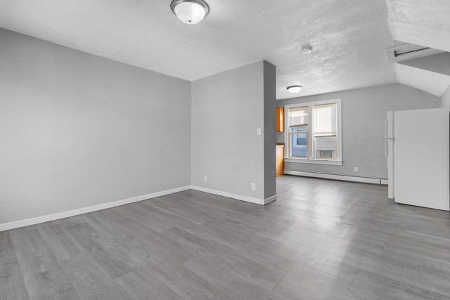 118 W 12TH AVENUE, Oshkosh, WI 54902