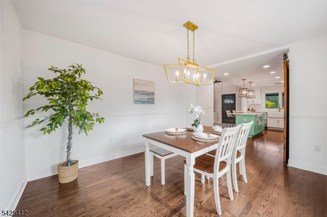 8 Mountainside Dr, Wayne Twp., NJ 07470