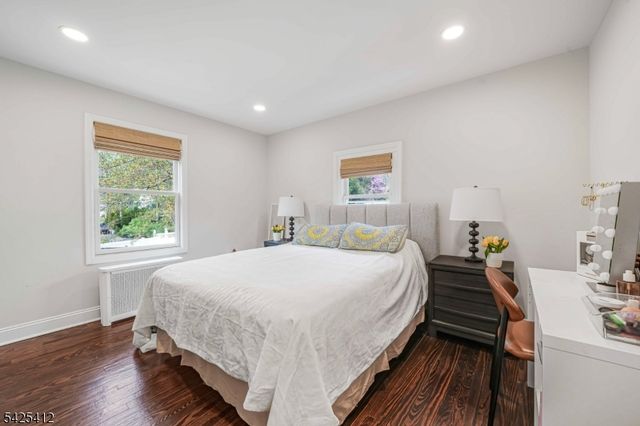 8 Mountainside Dr, Wayne Twp., NJ 07470