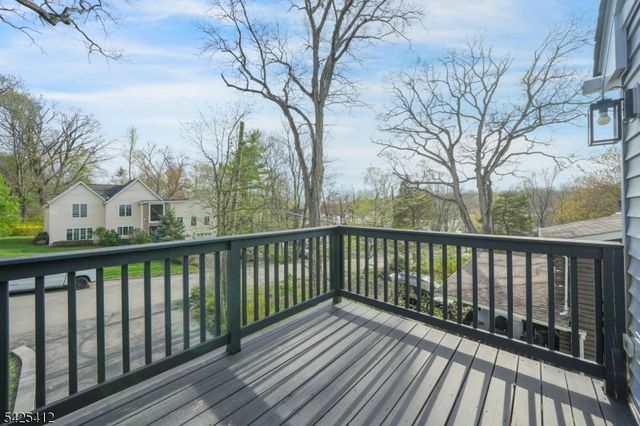 8 Mountainside Dr, Wayne Twp., NJ 07470