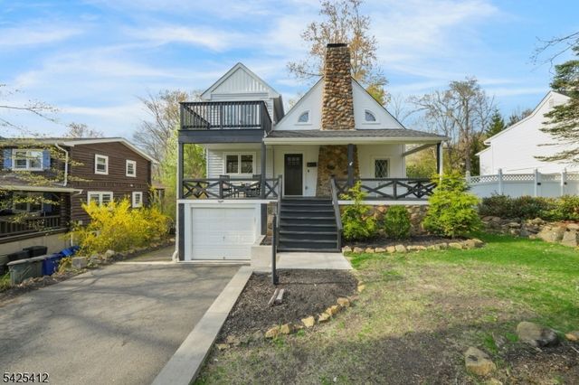 8 Mountainside Dr, Wayne Twp., NJ 07470