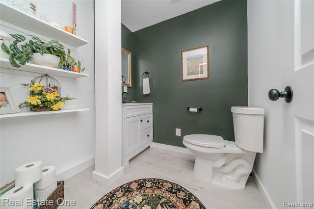 515 S Michigan Avenue, Howell, MI 48843