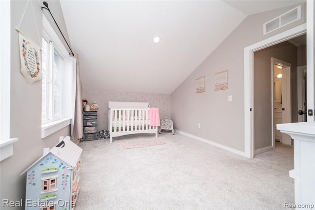 515 S Michigan Avenue, Howell, MI 48843