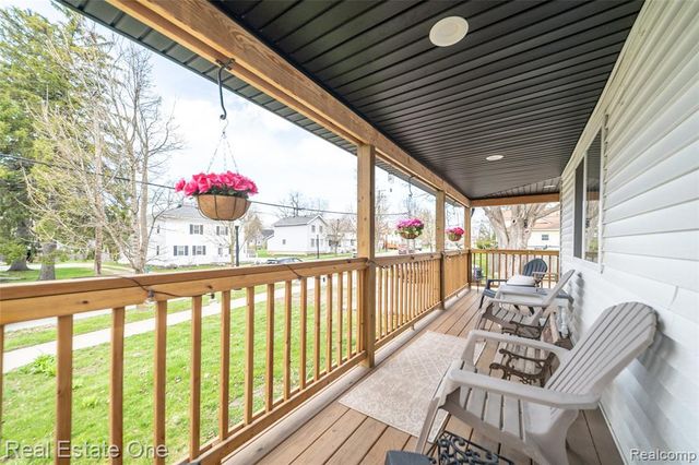 515 S Michigan Avenue, Howell, MI 48843