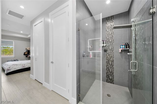 935 BEVERLY ST E, Lehigh Acres, FL 33974