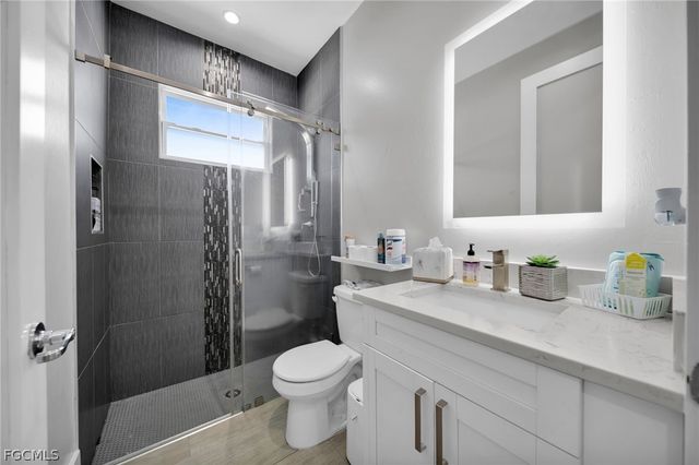 935 BEVERLY ST E, Lehigh Acres, FL 33974