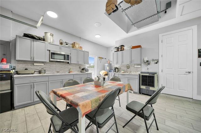 935 BEVERLY ST E, Lehigh Acres, FL 33974