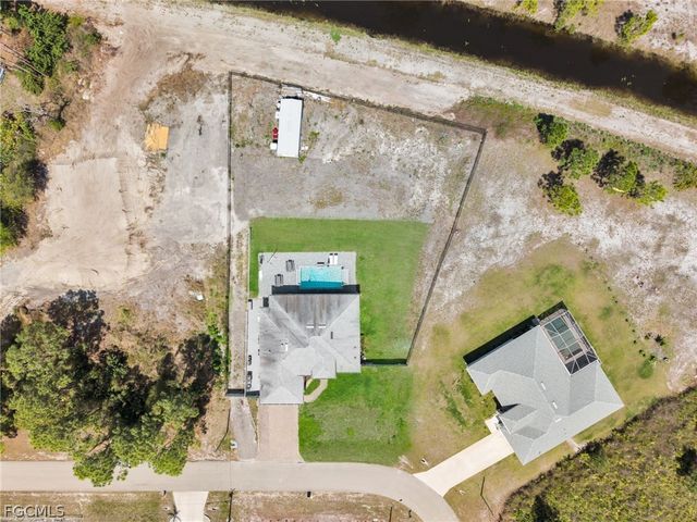 935 BEVERLY ST E, Lehigh Acres, FL 33974