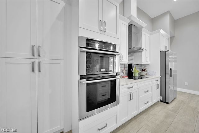 935 BEVERLY ST E, Lehigh Acres, FL 33974