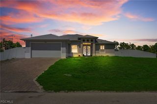 935 BEVERLY ST E, Lehigh Acres, FL 33974