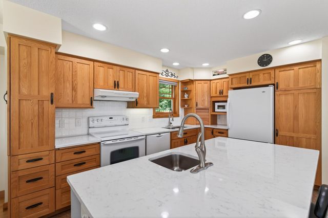 729 220th Street, Osceola, WI 54020