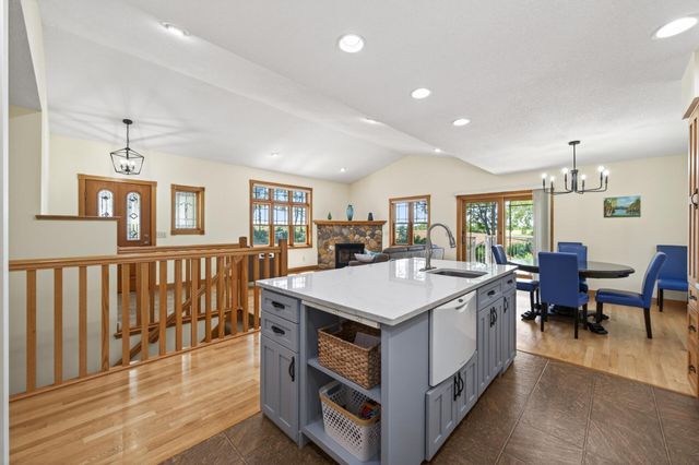 729 220th Street, Osceola, WI 54020