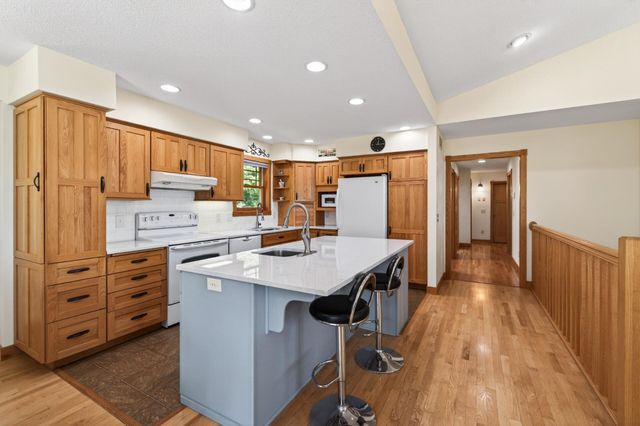 729 220th Street, Osceola, WI 54020