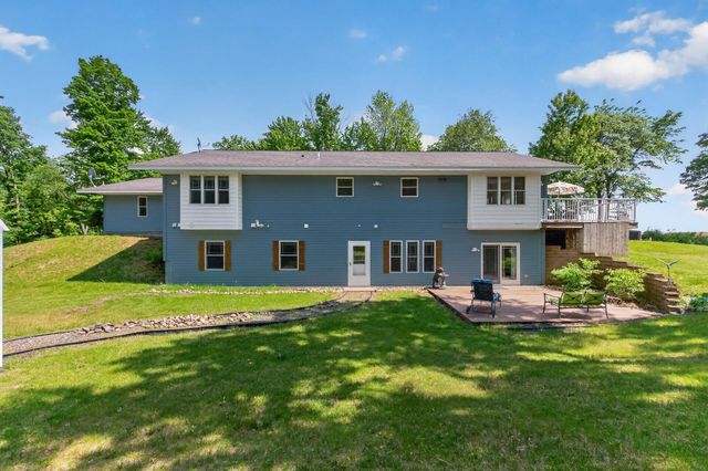 729 220th Street, Osceola, WI 54020