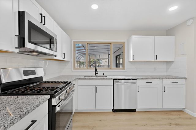 1401 Rhode Island Street NE, Albuquerque, NM 87110