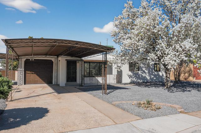 1401 Rhode Island Street NE, Albuquerque, NM 87110