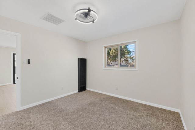 1401 Rhode Island Street NE, Albuquerque, NM 87110