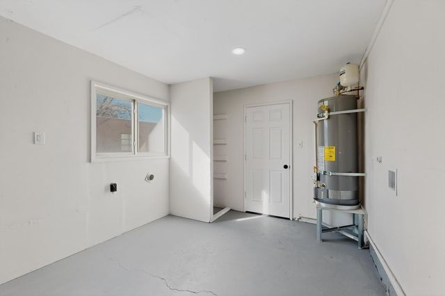 1401 Rhode Island Street NE, Albuquerque, NM 87110