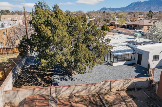 1401 Rhode Island Street NE, Albuquerque, NM 87110