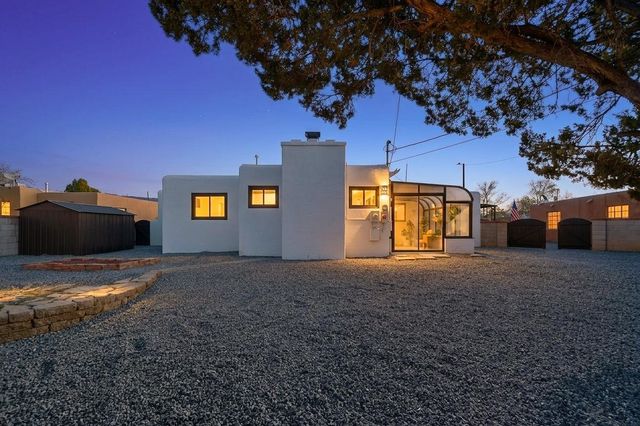 1401 Rhode Island Street NE, Albuquerque, NM 87110