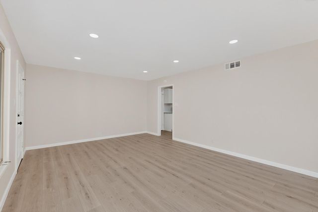 1401 Rhode Island Street NE, Albuquerque, NM 87110