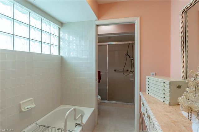 25451 Fairway Dunes CT, Bonita Springs, FL 34135