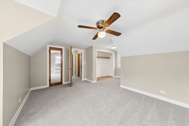 422 S Harvard Avenue, Villa Park, IL 60181