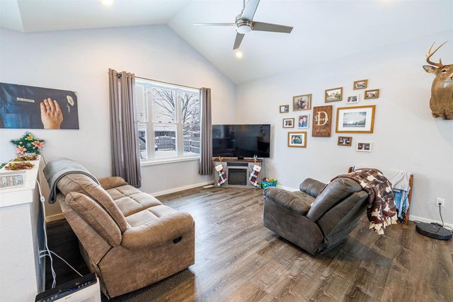 914 Miller Avenue, Janesville, WI 53548