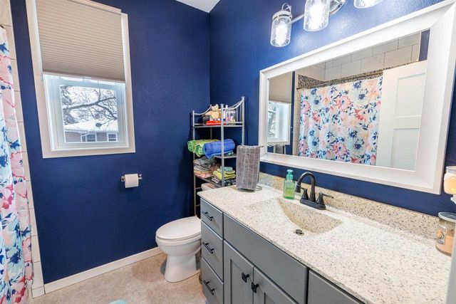 914 Miller Avenue, Janesville, WI 53548