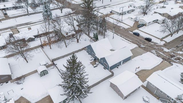 914 Miller Avenue, Janesville, WI 53548