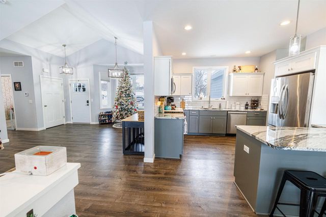 914 Miller Avenue, Janesville, WI 53548