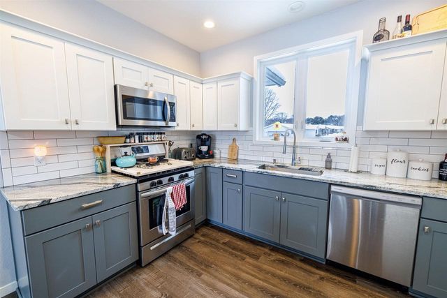 914 Miller Avenue, Janesville, WI 53548