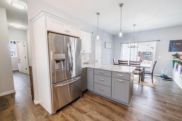 914 Miller Avenue, Janesville, WI 53548