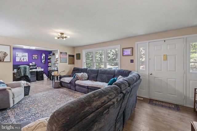 7161 ROGUES RD, Nokesville, VA 20181
