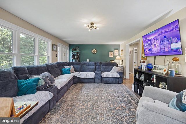 7161 ROGUES RD, Nokesville, VA 20181