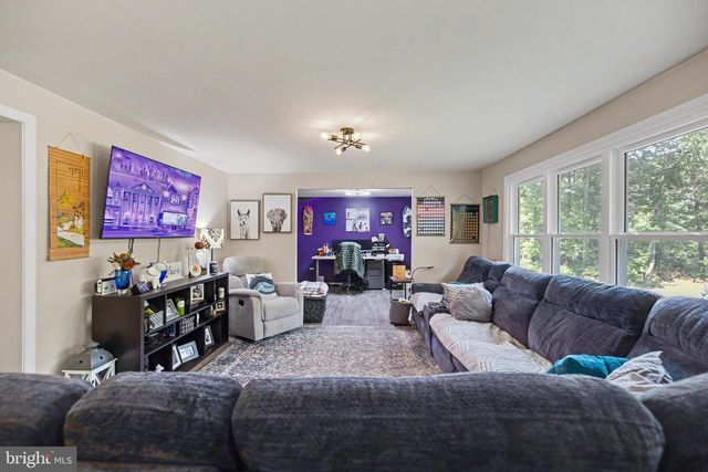 7161 ROGUES RD, Nokesville, VA 20181