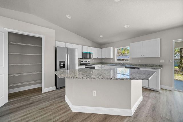 3097 W SHARPES DRIVE, Citrus Springs, FL 34433