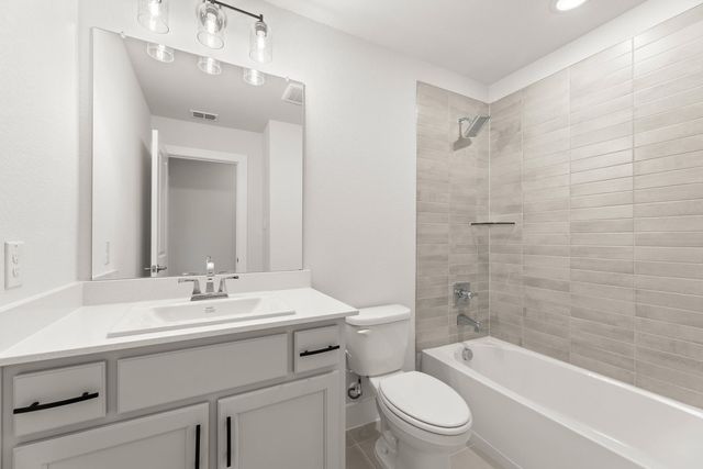 605 Aberdeen Lane, Mansfield, TX 76063
