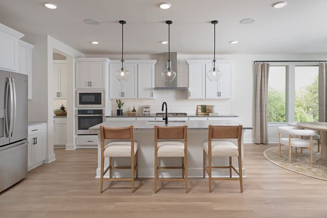 605 Aberdeen Lane, Mansfield, TX 76063