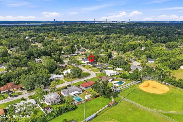 6662 BLACKWOOD Drive, Jacksonville, FL 32277