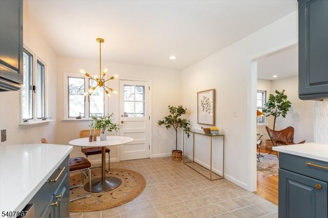 51 Durand Rd, Maplewood Twp., NJ 07040