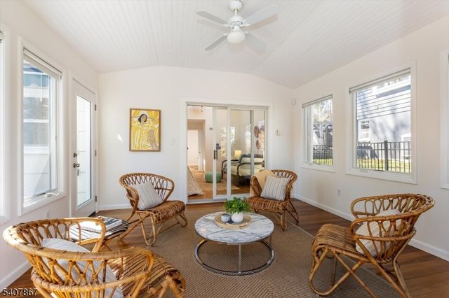 51 Durand Rd, Maplewood Twp., NJ 07040