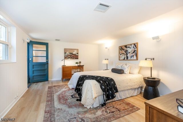 51 Durand Rd, Maplewood Twp., NJ 07040