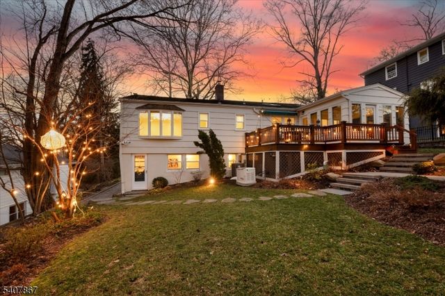 51 Durand Rd, Maplewood Twp., NJ 07040