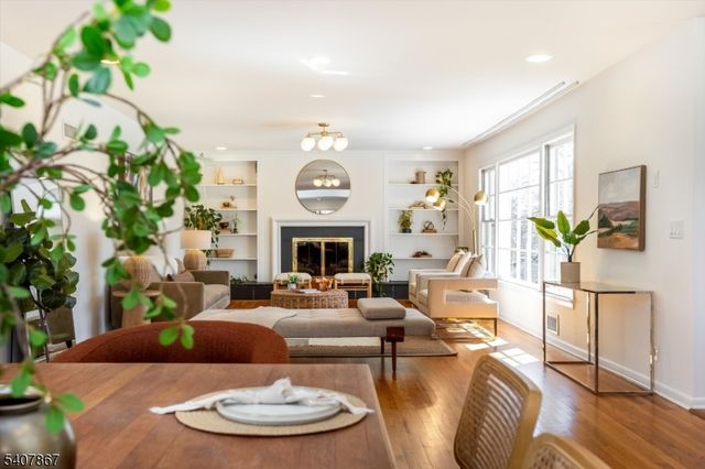 51 Durand Rd, Maplewood Twp., NJ 07040