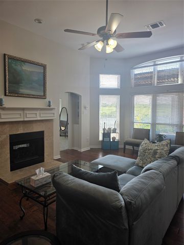 8904 Lakewood Drive, Irving, TX 75063