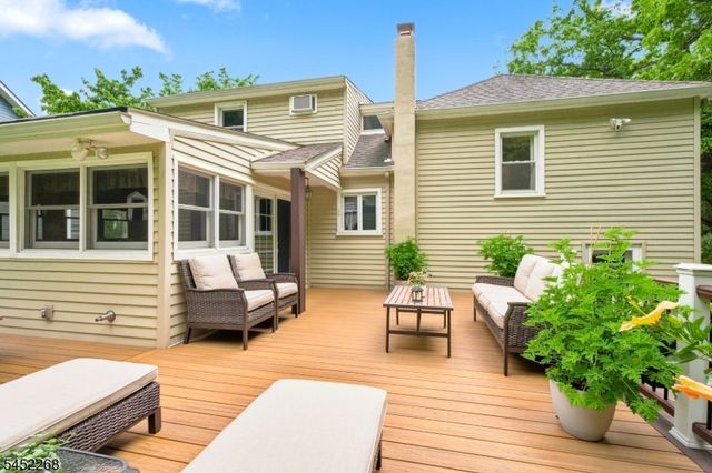 24 Stony Brook Rd, Rockaway Twp., NJ 07866