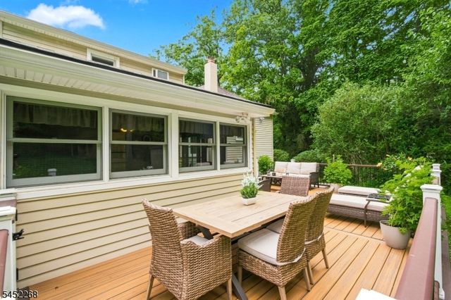 24 Stony Brook Rd, Rockaway Twp., NJ 07866